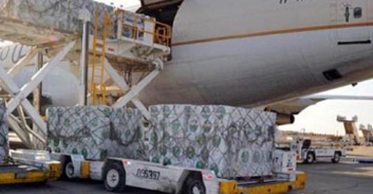 النظام يوافق على دخول مساعدات إنسانية للأراضي السورية