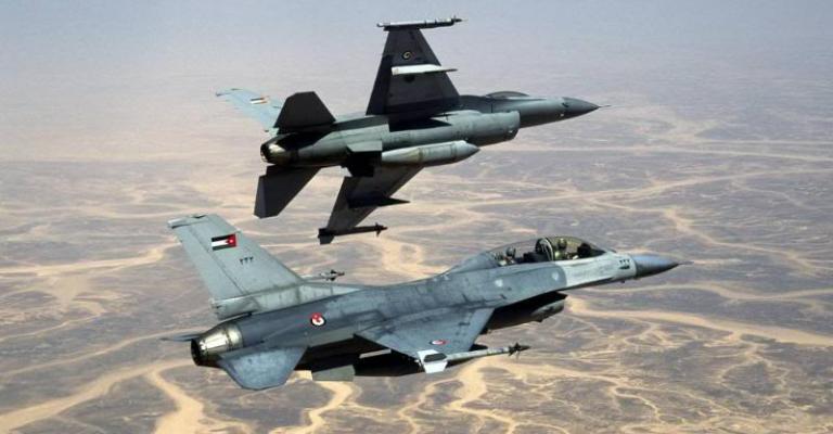 الجيش يغير على مواقع لداعش للمرة الثانية خلال 48 ساعة الجيش يغير على مواقع لداعش للمرة الثانية خلال 48 ساعة