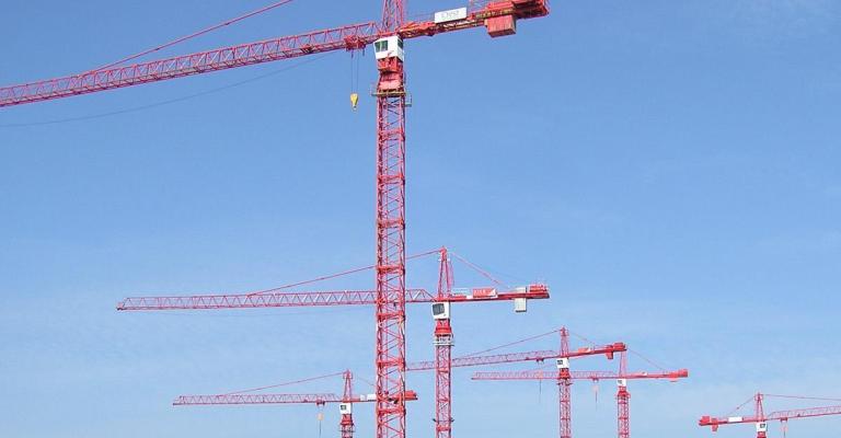 عمان: وفاتان وإصابتان بالغتان بحادث سقوط عن رافعة عمان: وفاتان وإصابتان بالغتان بحادث سقوط عن رافعة