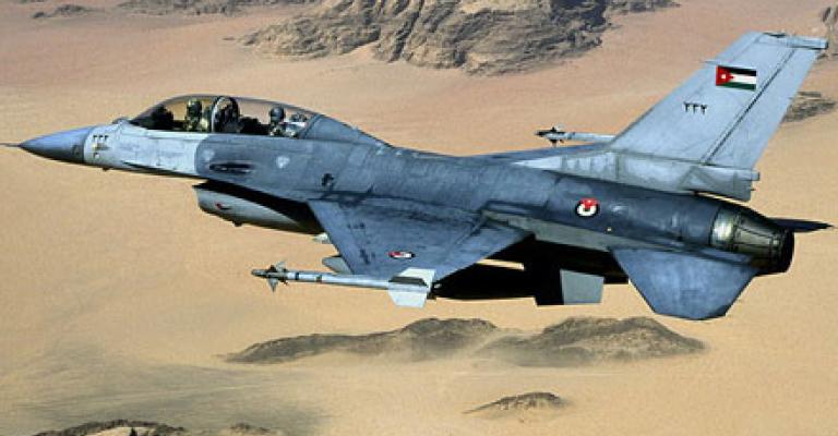 طائرات سلاح الجو تقصف مواقع لـ "داعش" طائرات سلاح الجو تقصف مواقع لـ "داعش"