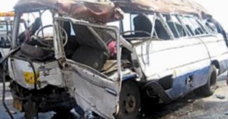 إصابة 14 شخص بحادث تصادم في الكرك إصابة 14 شخص بحادث تصادم في الكرك