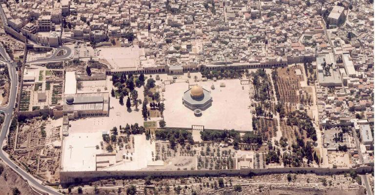 الاوقاف: احباط محاولة لاقتحام الأقصى صباح الخميس الاوقاف: احباط محاولة لاقتحام الأقصى صباح الخميس