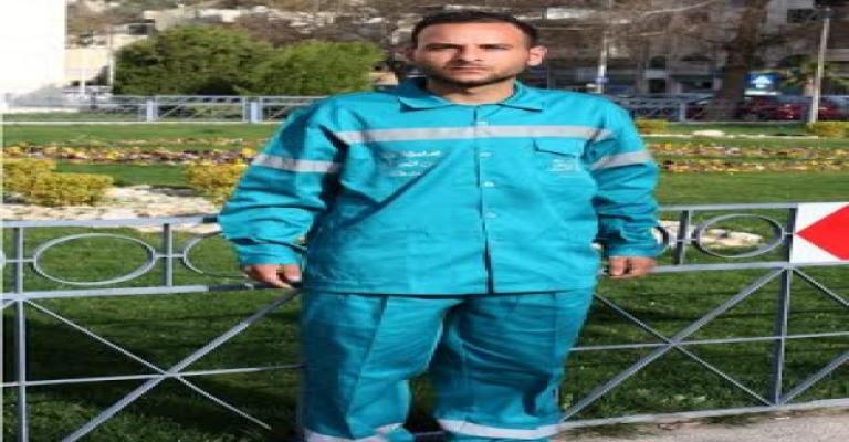 الأمانة تعتمد الأخضر الزيتي لونا جديدا لزي عمال الوطن الأمانة تعتمد الأخضر الزيتي لونا جديدا لزي عمال الوطن