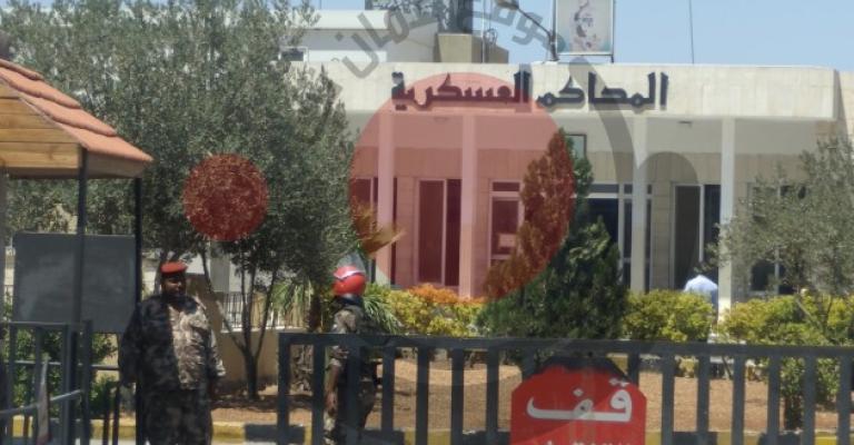 إضراب أحد متهمي "قضية حماس" عن الطعام إضراب أحد متهمي "قضية حماس" عن الطعام