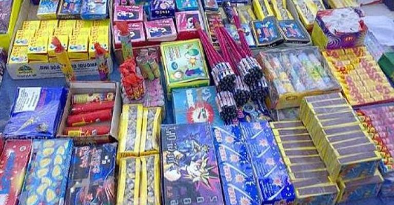 متصرف الرصيفة يحذر مطلقي الالعاب النارية خلافا للتعليمات متصرف الرصيفة يحذر مطلقي الالعاب النارية خلافا للتعليمات