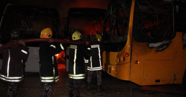 الأمن يكشف ملابسات إحراق 18 حافلة في صويلح