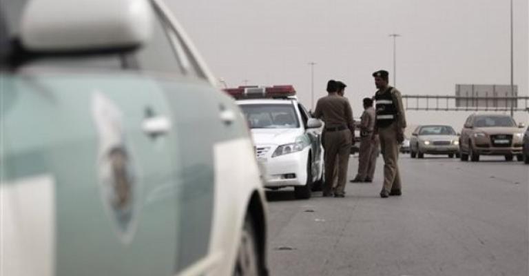 مقتل شرطيين سعوديين بإطلاق نار شرق الرياض مقتل شرطيين سعوديين بإطلاق نار شرق الرياض