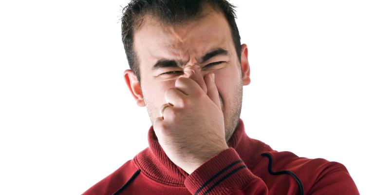 نصائح لتجنب رائحة العرق بالصيف