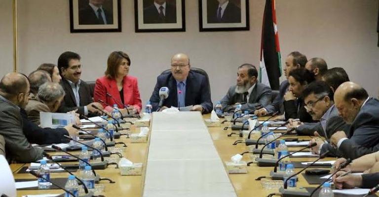 النائب المجالي: الحكومة لا تعرف سوى الجباية