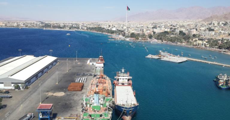 باخرة الغاز الطبيعي... أولى "طقوس" وداع أزمة الطاقة