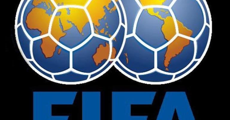 إيقاف مسؤولين في الفيفا بتهمة الفساد إيقاف مسؤولين في الفيفا بتهمة الفساد