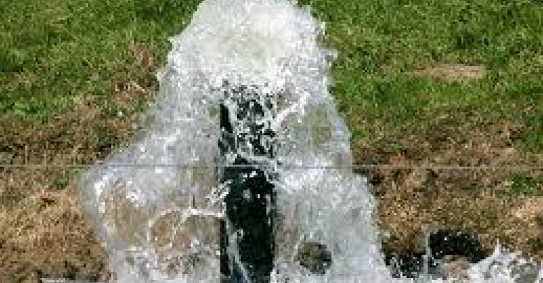 المياه: لا انقطاعات خلال الصيف.. وطوارئ في الأغوار المياه: لا انقطاعات خلال الصيف.. وطوارئ في الأغوار