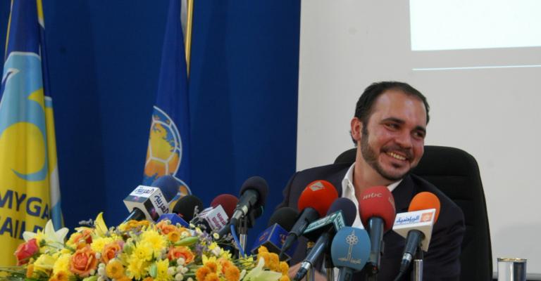 الأمير علي يوضح أسباب الانسحاب من انتخابات الفيفا- تقرير صوتي