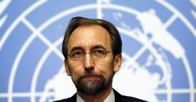 مفوض الأمم المتحدة لحقوق الإنسان يدعو لتوفير حماية للمثليين