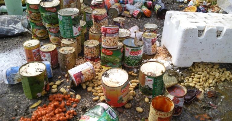 ضبط 7500 كيلو غرام مواد غذائية فاسدة بالزرقاء