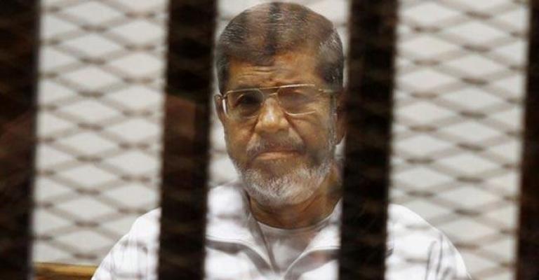 الحكم بإعدام مرسي في قضية "اقتحام السجون" الحكم بإعدام مرسي في قضية "اقتحام السجون"