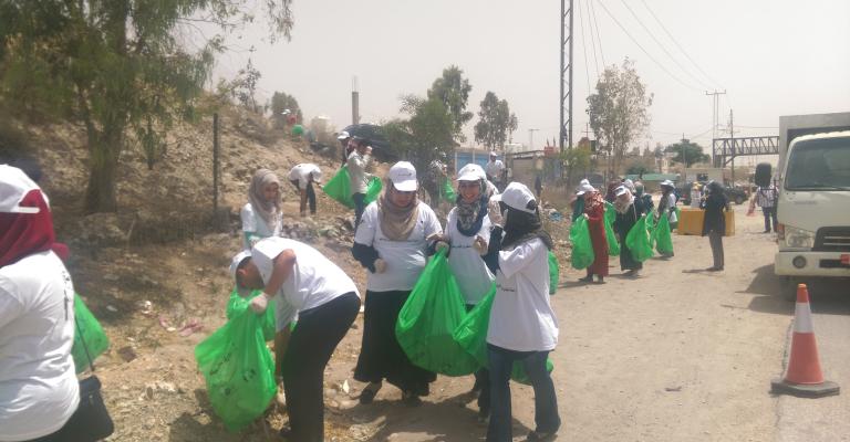 انطلاق "الحملة الوطنية للحد من الاكياس البلاستيكية" بالزرقاء انطلاق "الحملة الوطنية للحد من الاكياس البلاستيكية" بالزرقاء
