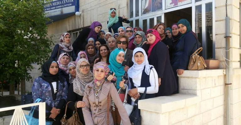 "هنا الزرقاء" في ضيافة "راديو البلد" و"مركز الاعلاميات العربيات"