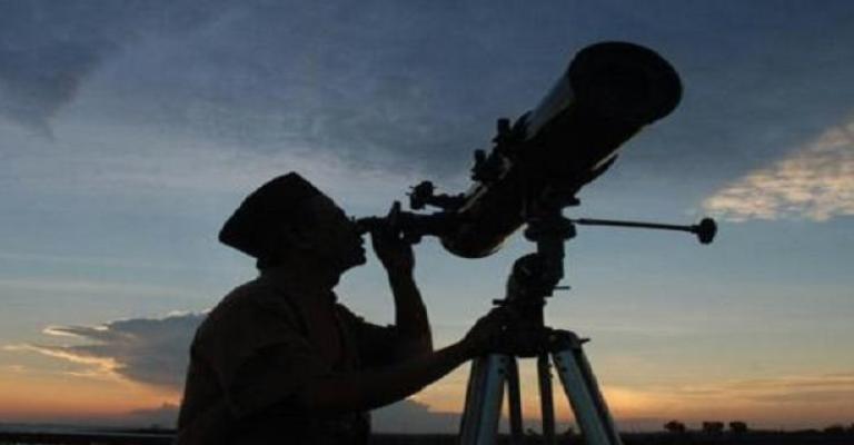 الجمعة أول أيام العيد فلكيا الجمعة أول أيام العيد فلكيا