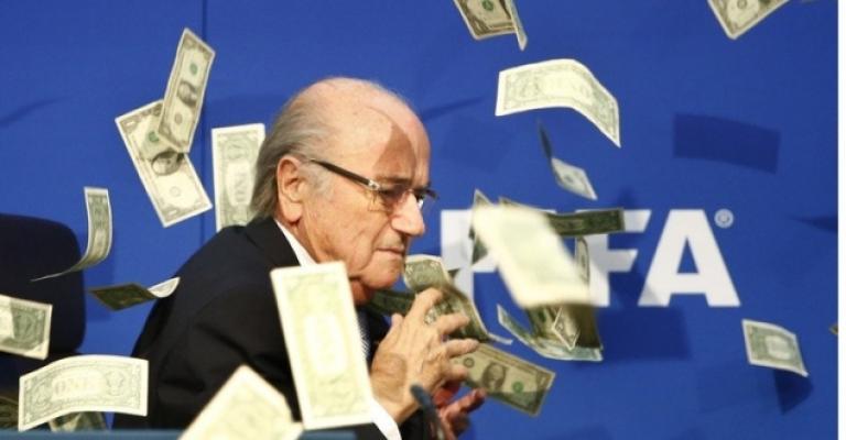 الأمير علي يدعو بلاتر للتنحي فوراً- تقرير صوتي الأمير علي يدعو بلاتر للتنحي فوراً- تقرير صوتي