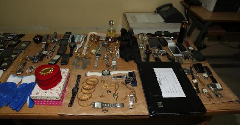 القبض على مجموعة سرقت 84 منزلا شمال عمان