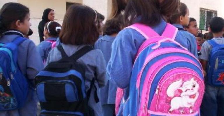 العام الدراسي الجديد... حلقة في موسم المصروفات المضاعفة