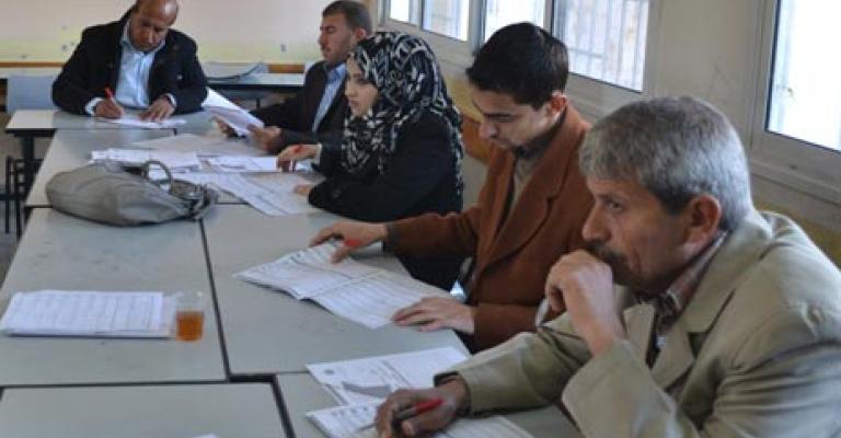 استفتاء لنقابة المعلمين يظهر عدم رضى عن أجور المراقبة والتصحيح