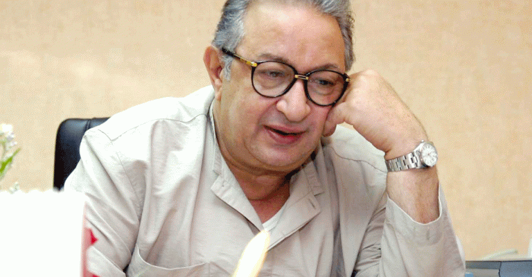 رحيل نور الشريف عن 74 عاماً رحيل نور الشريف عن 74 عاماً