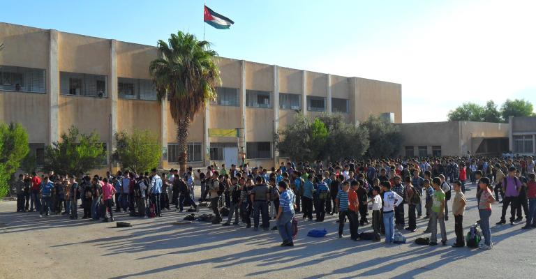 دوام طلبة المدارس في الأول من أيلول