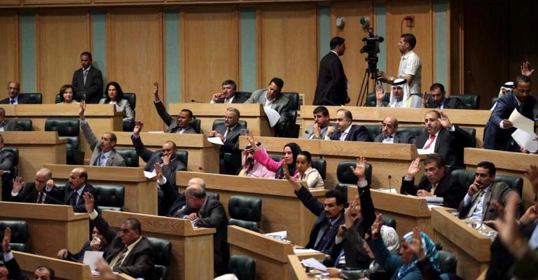 "النواب" يقر قانون البلديات بمجمله