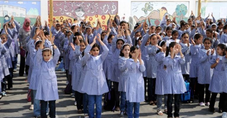 الأونروا تبت بقرار تأجيل العام الدراسي قبل نهاية الأسبوع