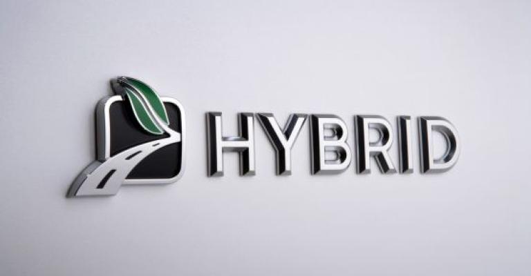 الحكومة تعفي بطاريات السيارات الكهربائية أو الهجينة من ضريبة المبيعات