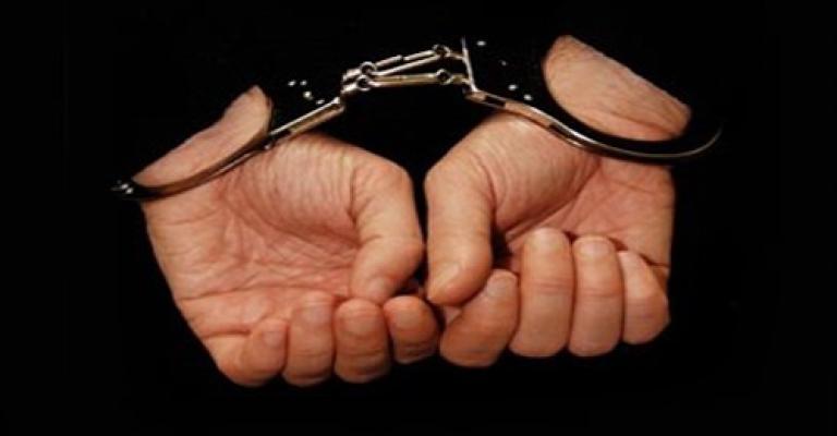 القبض على 4 متهمين بسرقة 150 ألف دولار