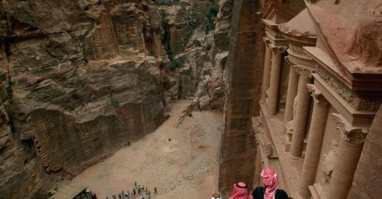 انخفاض الدخل السياحي 201 مليون دينار