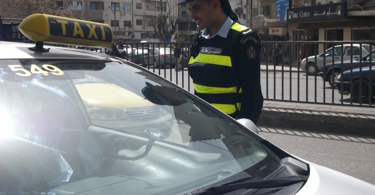 توجه لاستحداث مفرزة لشرطة السير في شارع "36" بالزرقاء الجديدة توجه لاستحداث مفرزة لشرطة السير في شارع "36" بالزرقاء الجديدة