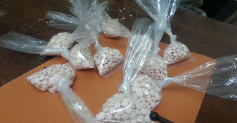 احباط تهريب 5000 حبة مخدرة