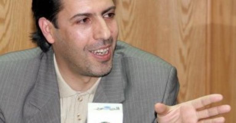 على نحو ملحوظ