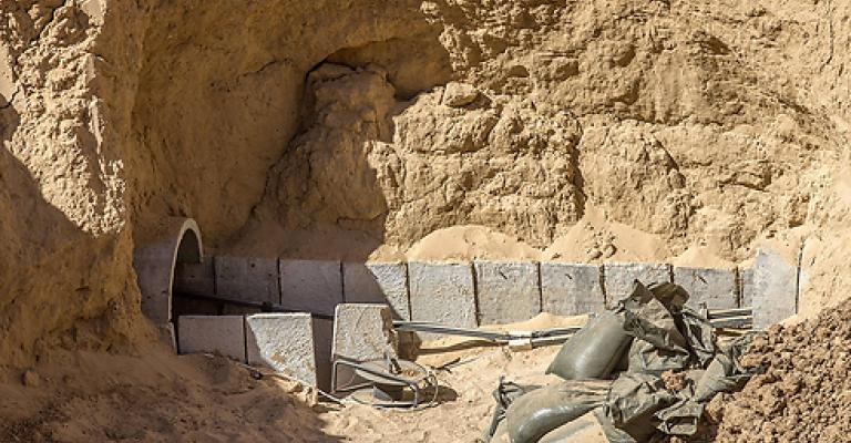 ضبط نفق قرب شارع المطار لسرقة المياه