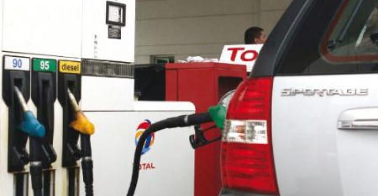 ترجيح تخفيض اسعار المحروقات