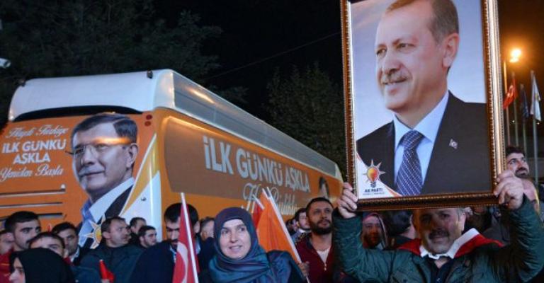 "العدالة والتنمية" يستعيد أغلبيته في البرلمان