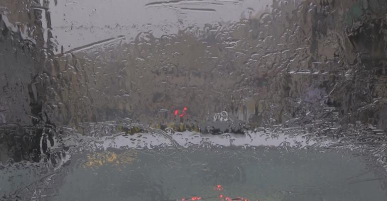 انخفاض الحرارة وأمطار رعدية انخفاض الحرارة وأمطار رعدية