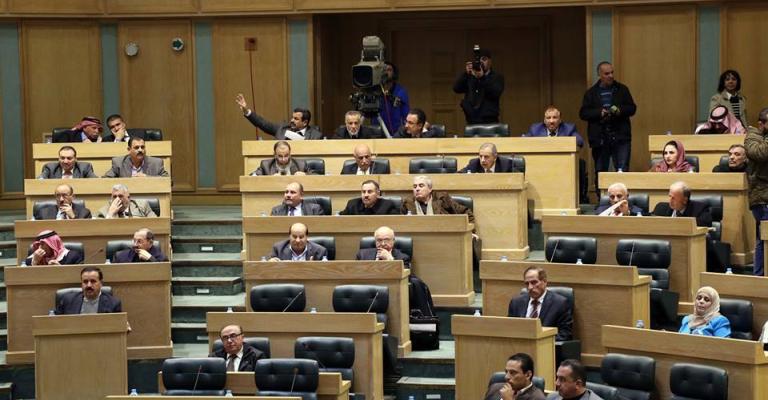 قراءة في "صفقة" الحكومة والمجلس الدائم للنواب قراءة في "صفقة" الحكومة والمجلس الدائم للنواب