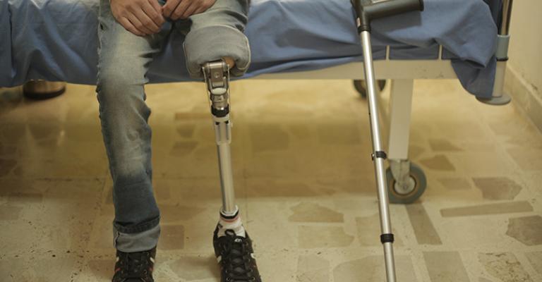 ضحايا رصاص القناصين.. تحدّ من أجل الحياة ضحايا رصاص القناصين.. تحدّ من أجل الحياة