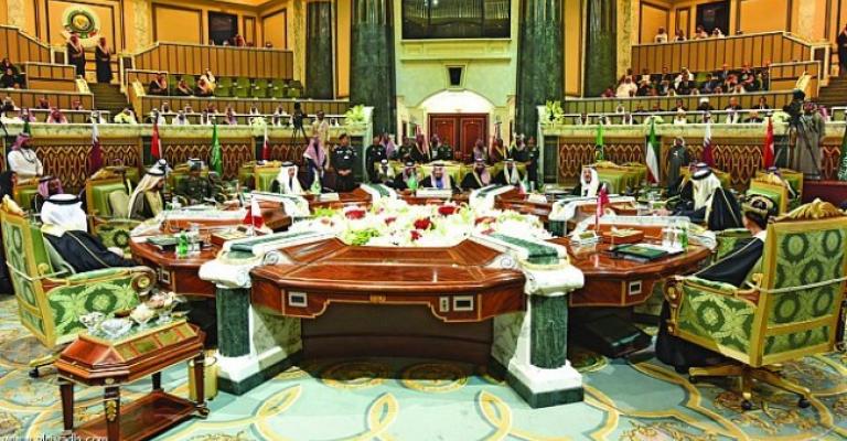 "التعاون الخليجي" يدعو لمؤتمر من أجل إعمار اليمن