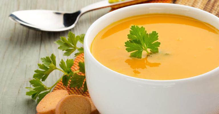 اطباق تراثية تبعث الدفء في شتاء الزرقاويين