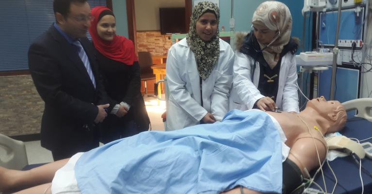 مركز تعليم وفحص المهارات السريرية في كلية الطب في الجامعة الهاشمية يفوز بجائزة الحسن للتميز العلمي لعام 2015 مركز تعليم وفحص المهارات السريرية في كلية الطب في الجامعة الهاشمية يفوز بجائزة الحسن للتميز العلمي لعام 2015