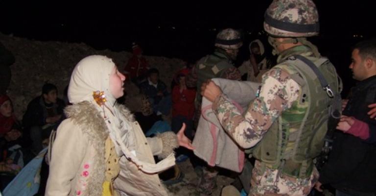 دخول 100 لاجئ سوري للأردن