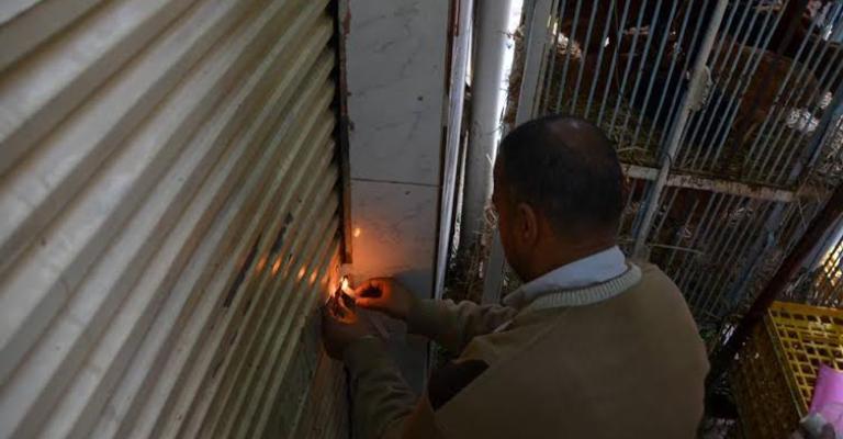 الأمانة تغلق نحو 3 آلاف منشأة 2015 الأمانة تغلق نحو 3 آلاف منشأة 2015