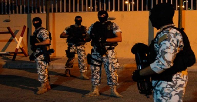 الأمن يلقي القبض على 965 مشبوهاً الأمن يلقي القبض على 965 مشبوهاً