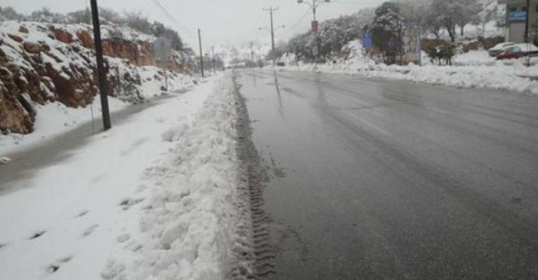 طرق عمّان سالكة... وفي الجنوب بحذر